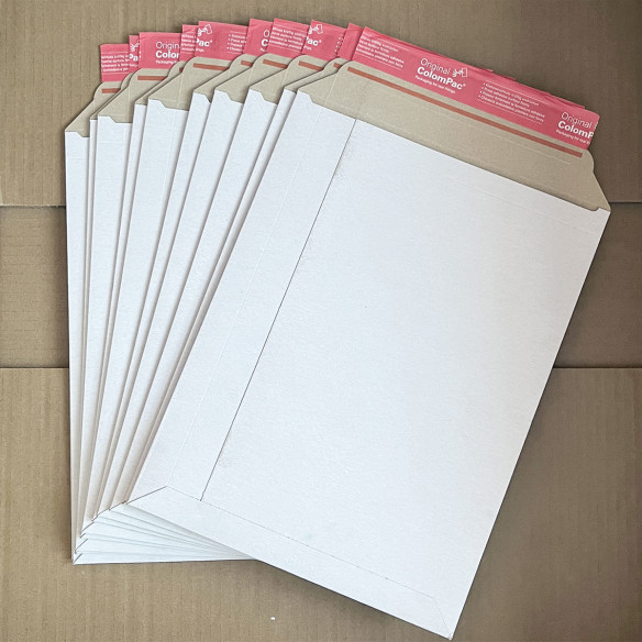 Rigid cardboard postal envelopes with adhesive closure (x5)  - Caudie