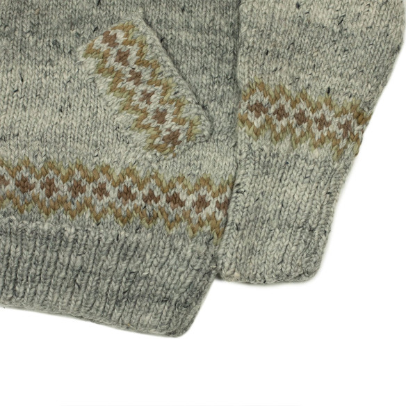 Cardigan zippé style cowichan en laine mérinos tricoté à la main - Gris perle - Caudie
