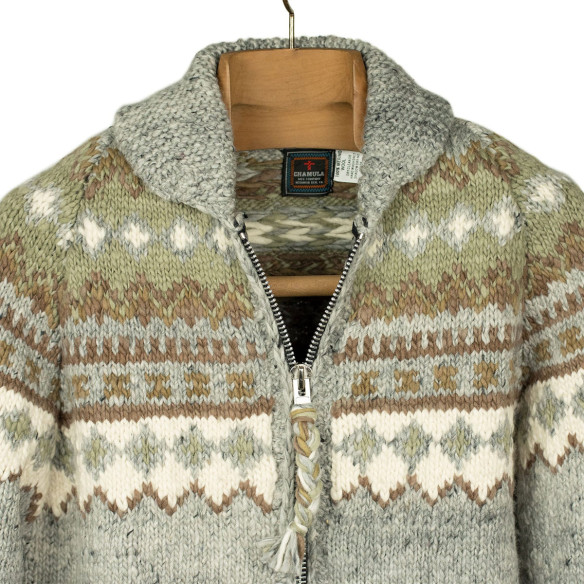 Cardigan zippé style cowichan en laine mérinos tricoté à la main - Gris perle - Caudie