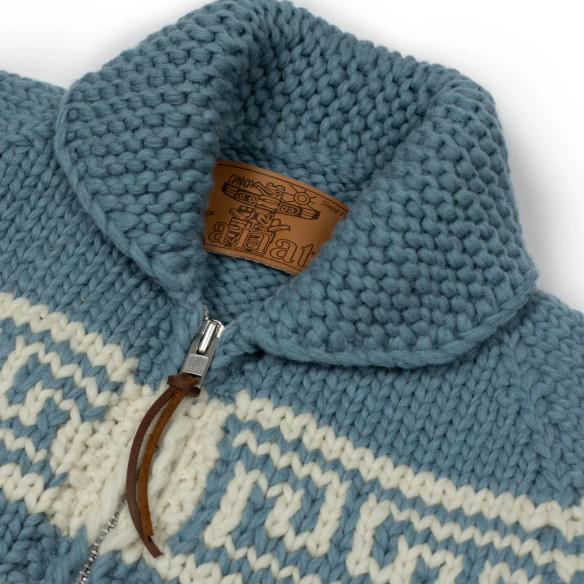 Cowichan cardigan hand-knit 6-ply wool - country blue and white - Caudie