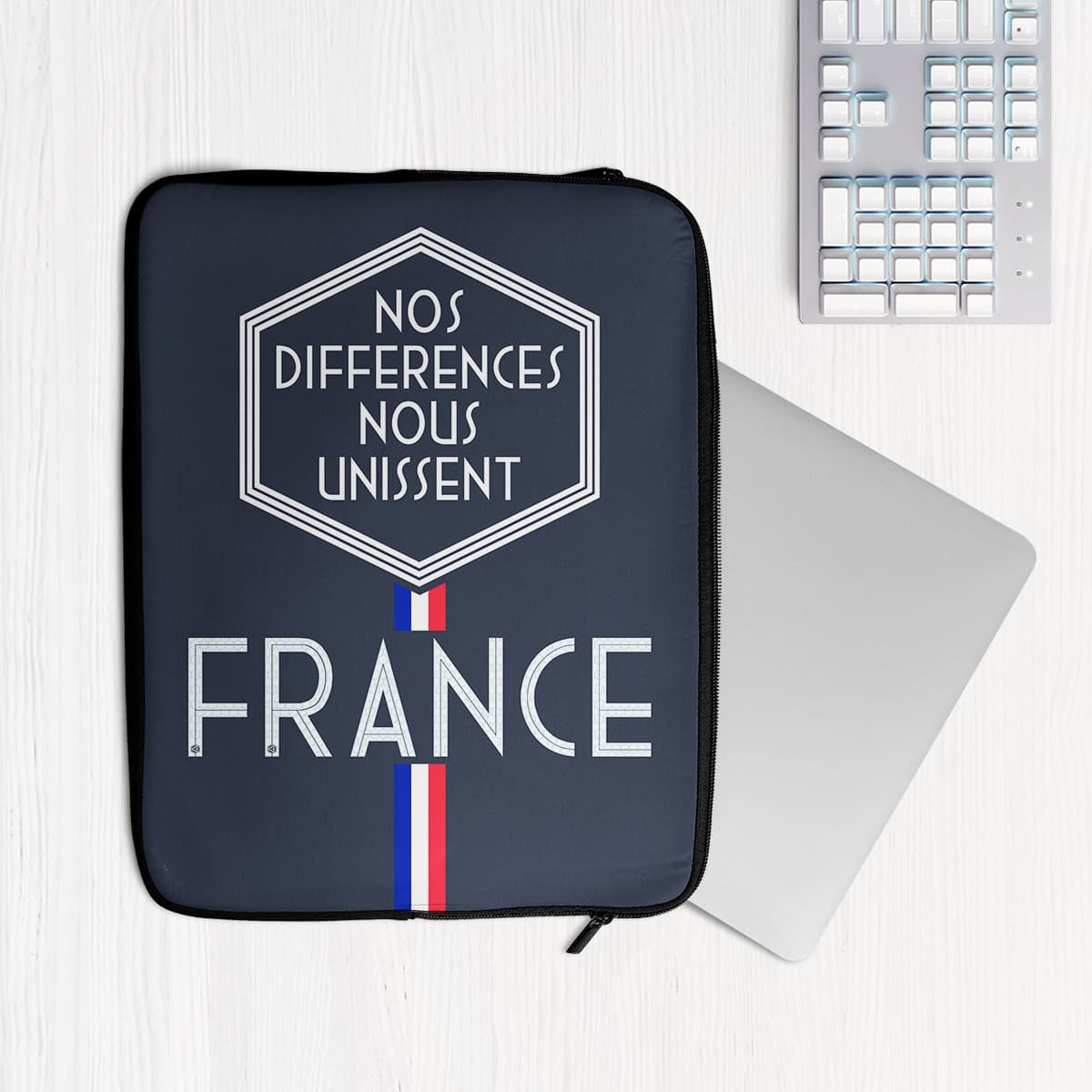 Nos différences nous unissent (v1) - Laptop sleeve - Caudie