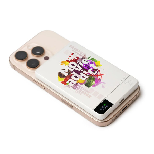 Movie Addict - External battery - Caudie